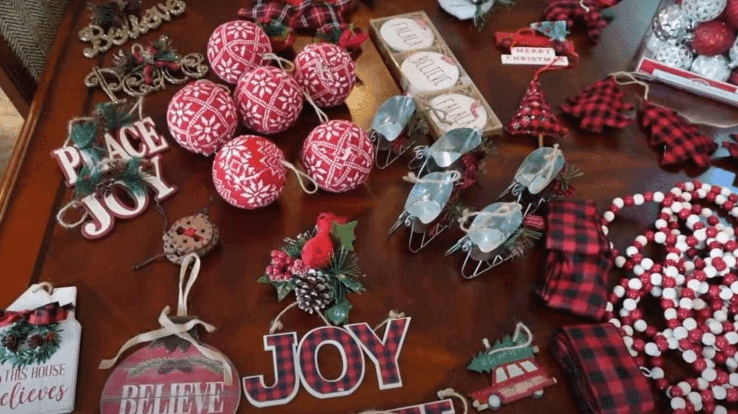 STEP_3_Organize_and_Lay_Out_Ornaments