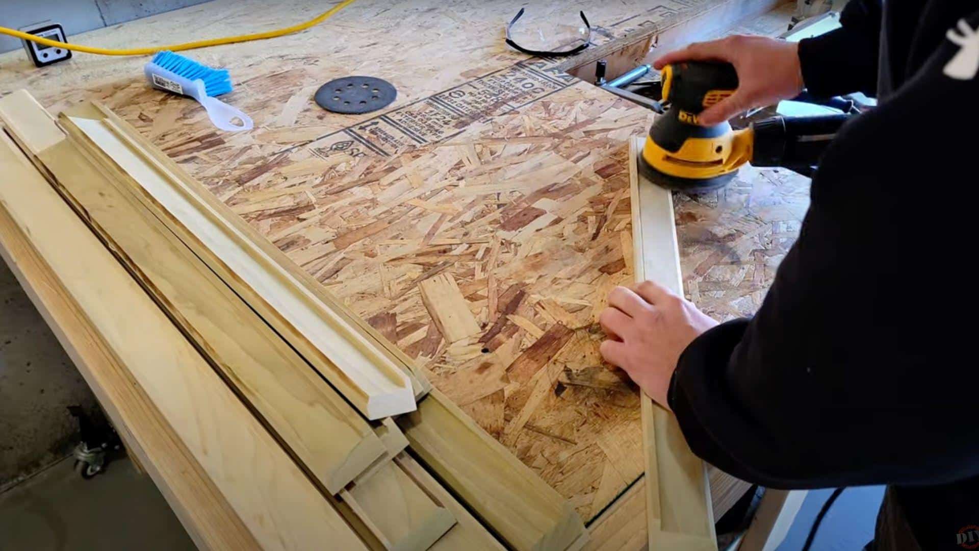 STEP_4_Miter_the_Frame_Corners