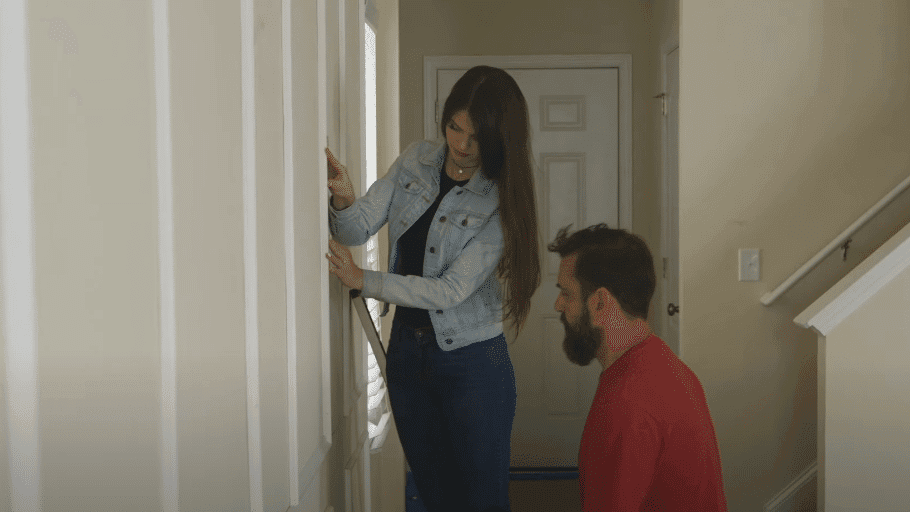 Step_2_Install_the_Molding