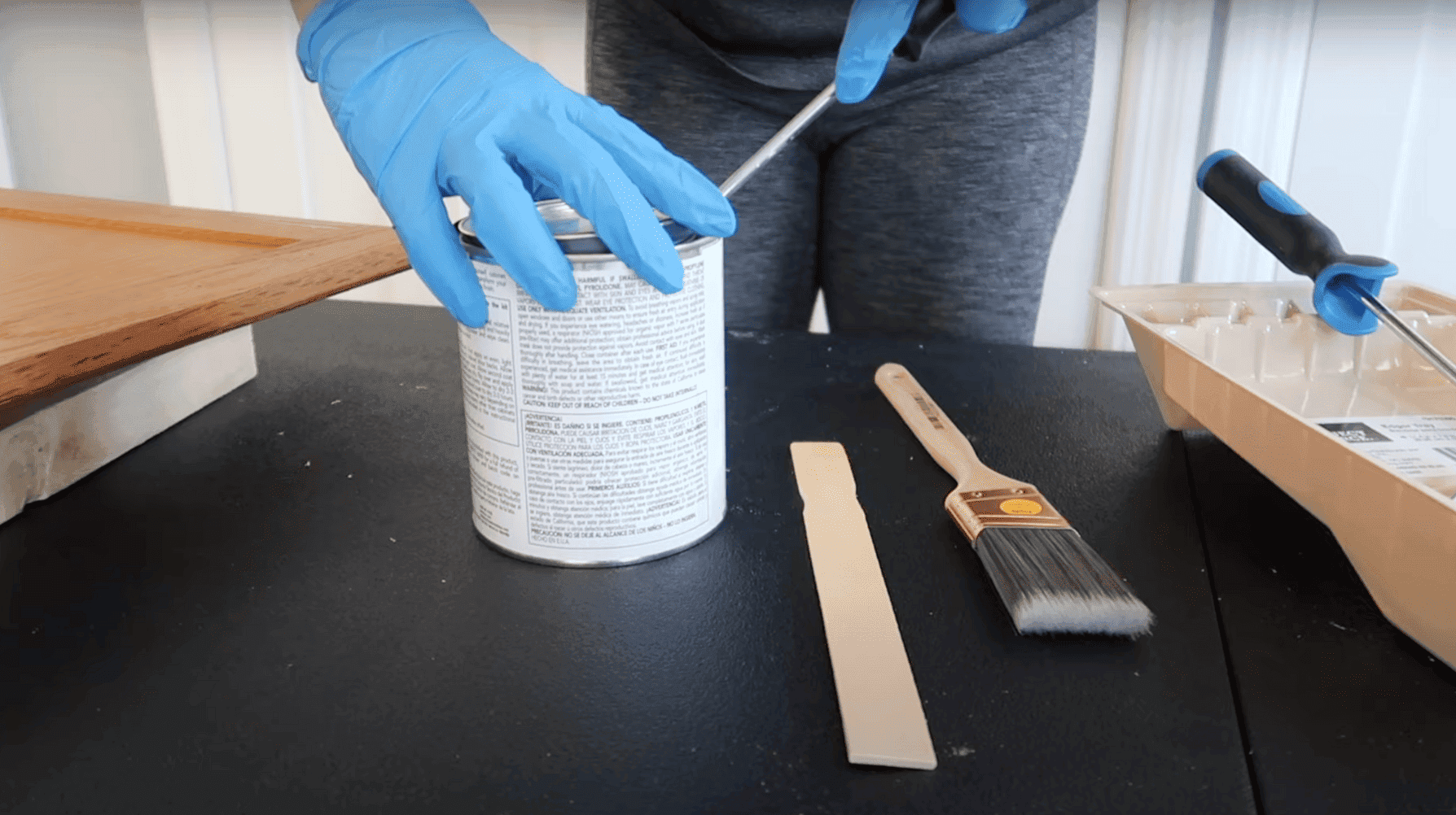 Step_3_Paint_the_Cabinets