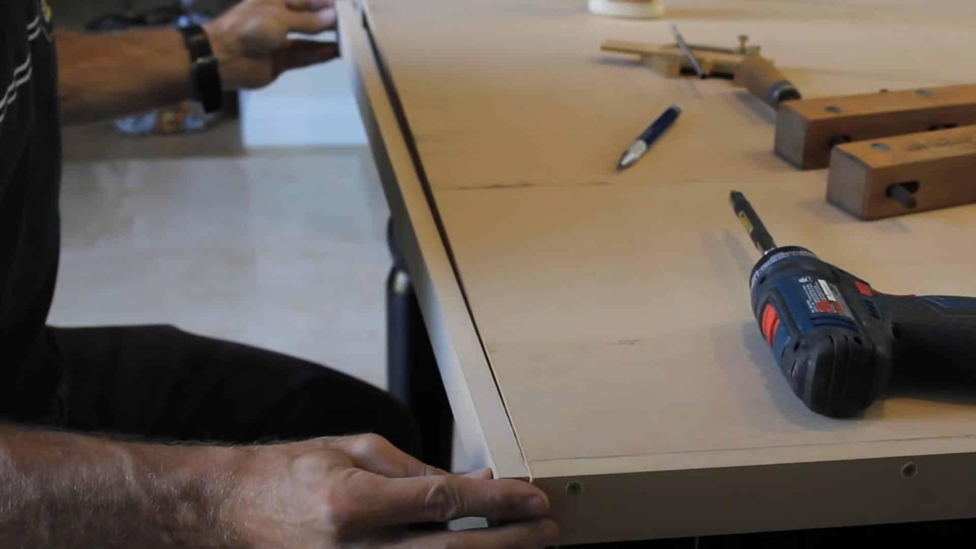 Step_3_Position_and_Attach_the_Laminate