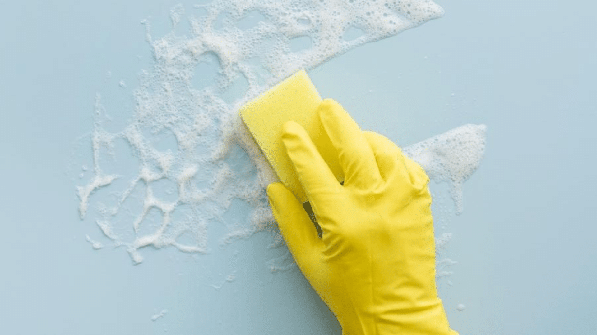 Safe_Methods_to_Remove_Wall_Stains_Without_Damaging_Paint