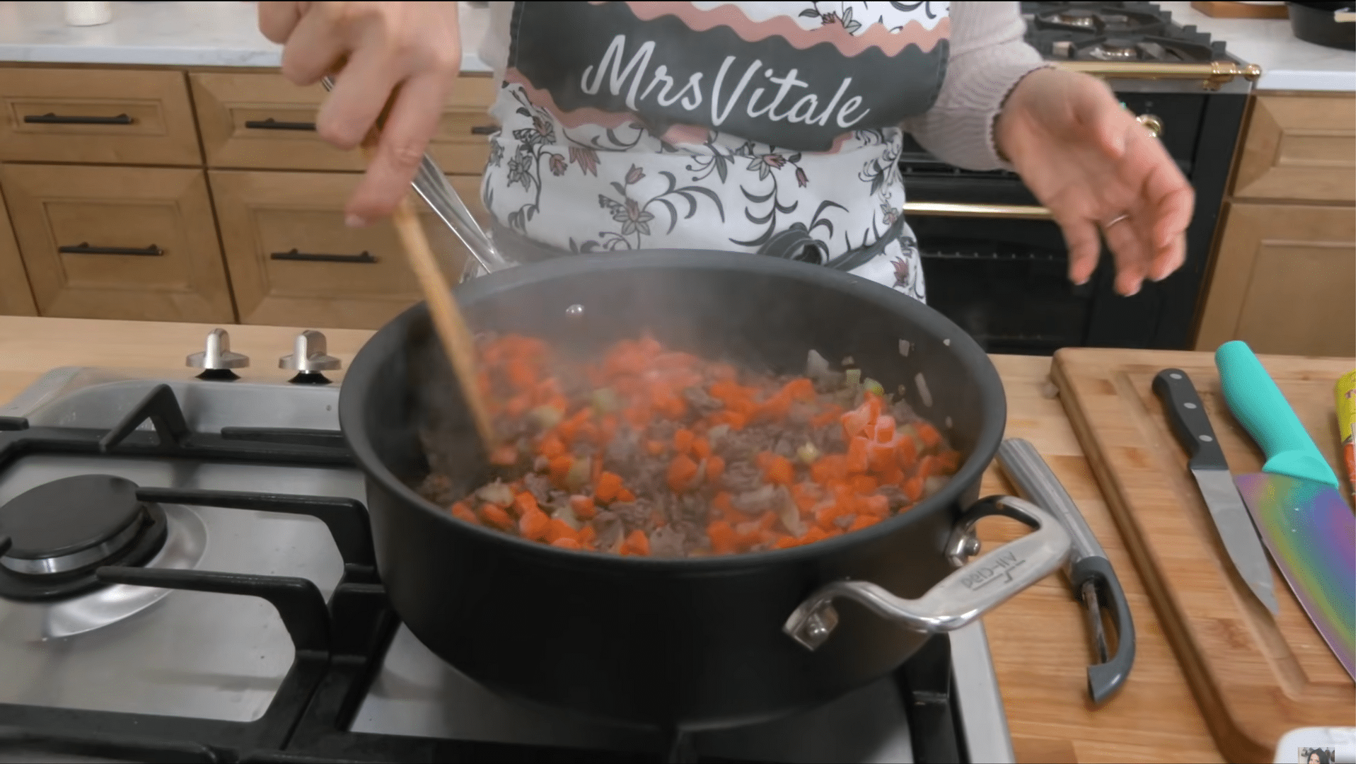 Step_4_Add_Carrots_and_Tomato_Paste